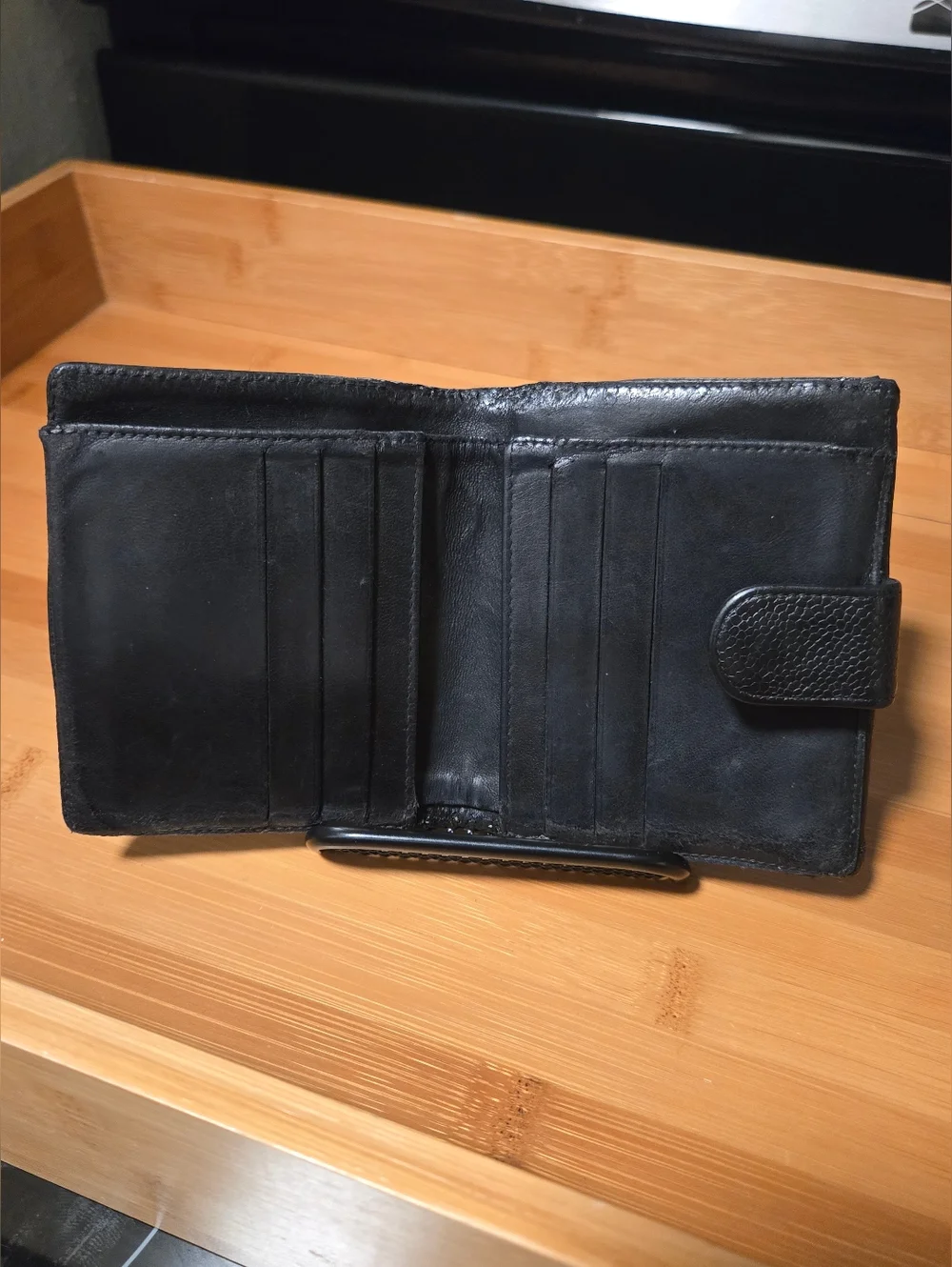 CHANEL BLACK CAVIAR LEATHER BIFOLD WALLET - Picture 5 of 16